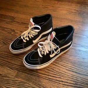 NWOT high top classic vans